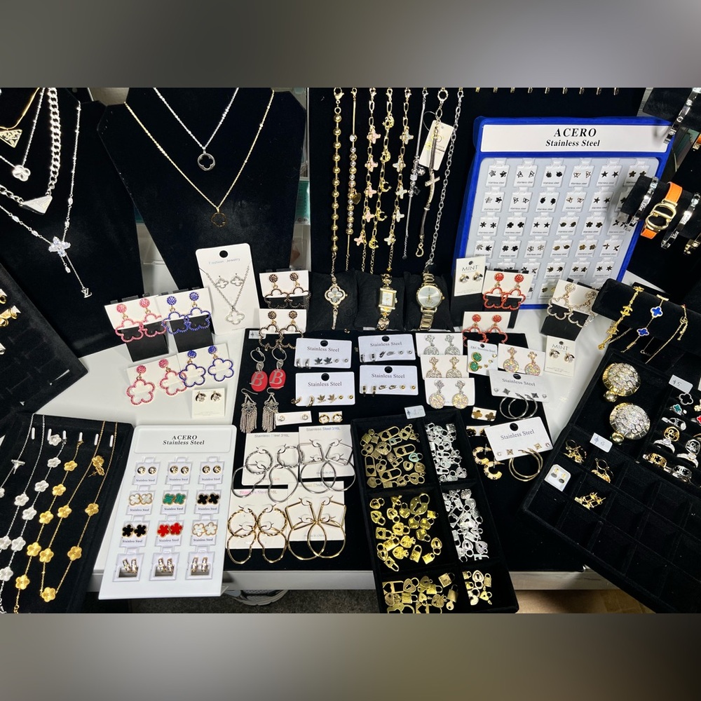 Assorted Jewelry - Picture 2 of 2